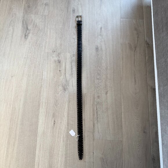 Trafalgar Walton Crocodile Belt with Contrast Stitch brand new NWT size M - Picture 6 of 11